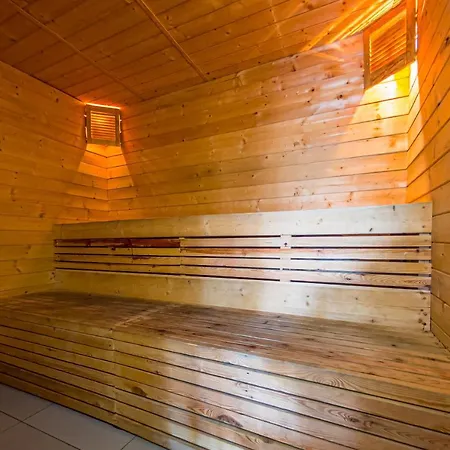 Solna Chata-Dom Na Wylacznosc Grota Solna, Balia, Sauna, Basen Holiday home *