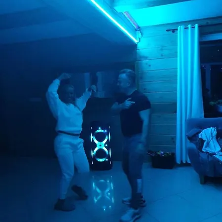 Solna Chata-Dom Na Wylacznosc Grota Solna, Balia, Sauna, Basen Holiday home