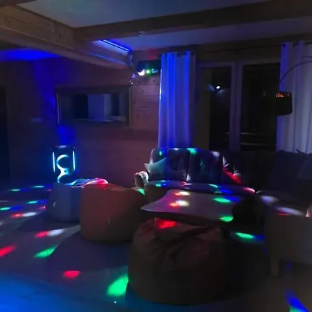 Сasa de vacaciones Solna Chata-dom Na Wylacznosc Grota Solna, Balia, Sauna, Basen