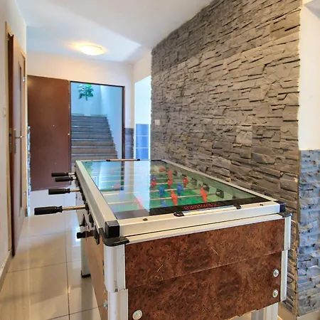 Solna Chata-Dom Na Wylacznosc Grota Solna, Balia, Sauna, Basen Holiday home